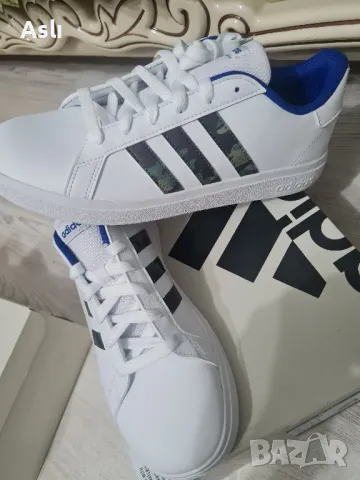 ADİDAS Сникърси , снимка 4 - Маратонки - 47473944