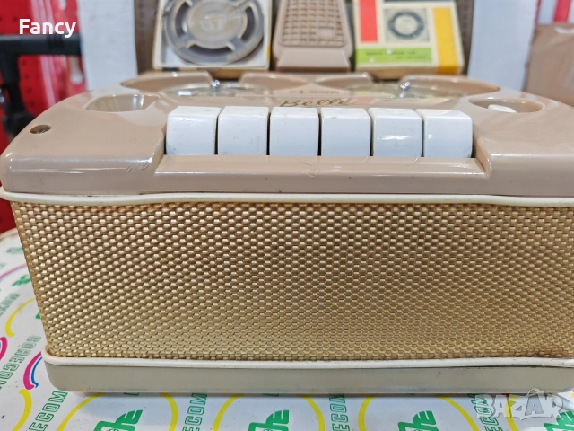 Лампов магнетофон Sound Belle , снимка 7 - Други ценни предмети - 52674870