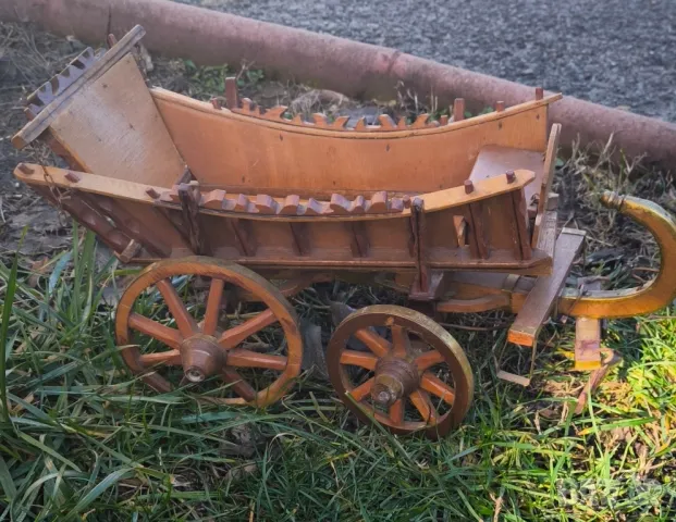 Винтидж дървена каруца , снимка 5 - Антикварни и старинни предмети - 48878455