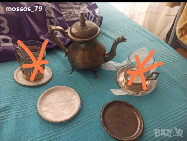 Арабски чайник с чинийки, снимка 2 - Чинии - 42614283