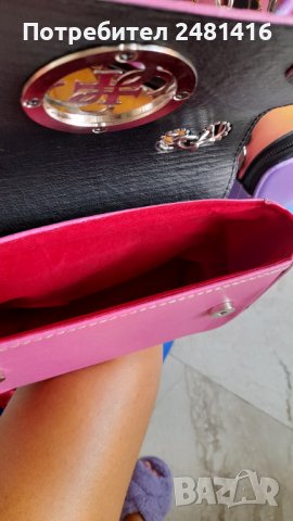 Дамска чанта guess, снимка 3 - Чанти - 37596273