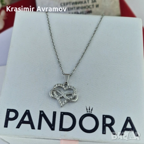 Елегантно сребърно колие със сърце, пресечено от символ безкрайност 🤍∞ Носител на любов, връзка и х