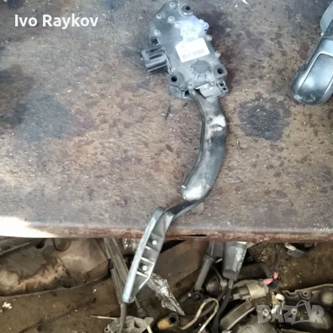 Педал ,потенциометар  pedal land rover discovery 3, 2.7 td v6 cat 3256100000