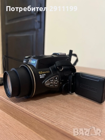 Фотоапарат Nikon 8,0Mp, Japan, снимка 2 - Фотоапарати - 51783601