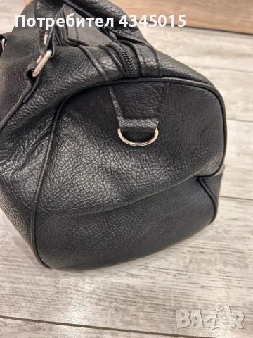 Дамска чанта Valentino, снимка 4 - Чанти - 49561979