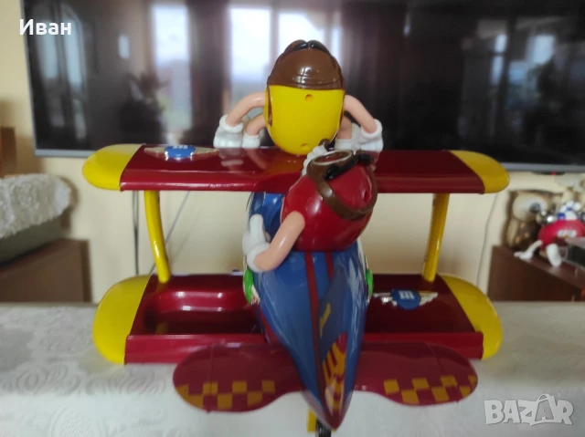 рекламна играчка самолет М&М, снимка 3 - Колекции - 50503336