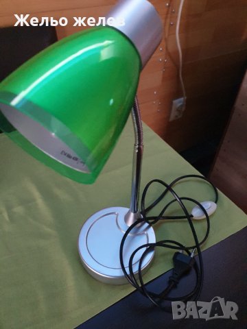 Лампа за бюро, снимка 2 - Настолни лампи - 43878582