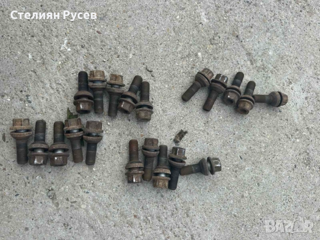 1007 20 бр болтове демонтирани от VW Sharan 2.8i 204кс VR6 2002г -24 лв 20бр / 35mm дължина на резба, снимка 2 - Части - 51973662