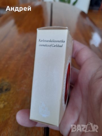 Стар одеколон Живи цветя,Zive Kvety, снимка 4 - Други ценни предмети - 35019017