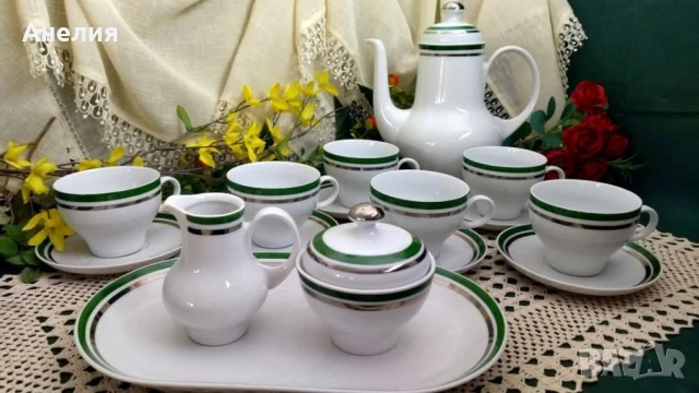 Kahla прелестни със зелено/сребърни кантове , снимка 2 - Сервизи - 51357822