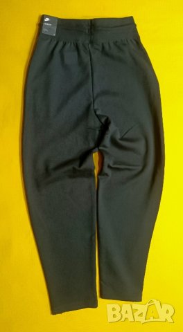 Нови Nike Tech Fleece - M Дамски Спортно Долнище, снимка 3 - Спортни екипи - 43119451