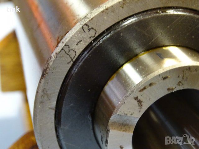 шпиндел за фреза FND 25/B3, снимка 9 - Резервни части за машини - 37033956