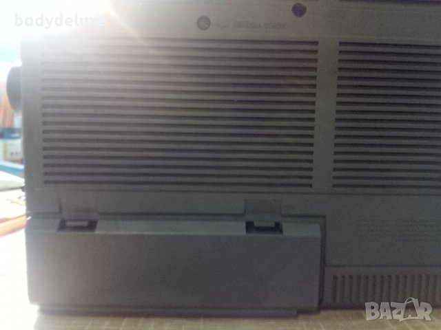 Philips D8118 радио-касетофон, снимка 5 - Радиокасетофони, транзистори - 21112623
