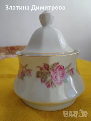 Порцеланов сервиз за кафе с позлатен кант -,,Китка''  Нови Пазар, снимка 12 - Сервизи - 48413320