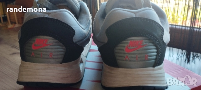 Маратонки Air Max Solo Номер 35.5, снимка 6 - Детски маратонки - 52104287