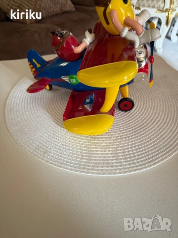 M&M самолет за бонбони колекционерски , снимка 3 - Колекции - 50875273