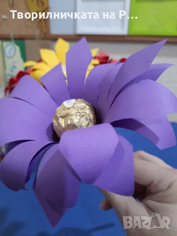 Бонбони Ferrero Rocher в цвете. , снимка 2 - Ръчно изработени сувенири - 48632442