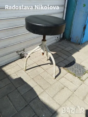 Винтов стол, снимка 2 - Столове - 50034760