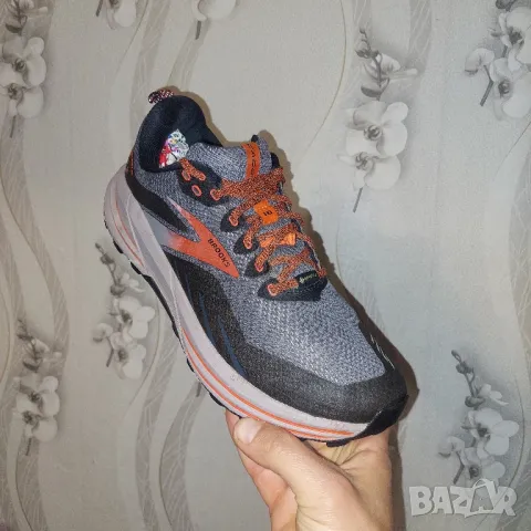 Brooks Cascadia 16 Gtx Gore-Tex номер 44 ,5 маратонки водоустойчиви , снимка 4 - Маратонки - 49626021