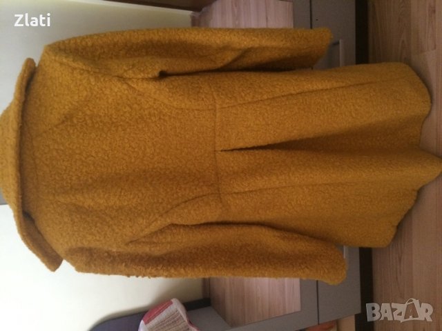 Италианско палто, снимка 2 - Палта, манта - 28552129