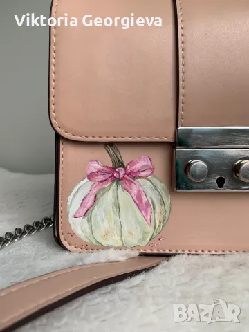 Ръчно рисувана чанта, снимка 3 - Чанти - 47602273