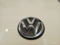 Оригинална емблема Фолксваген VW, снимка 1 - Аксесоари и консумативи - 44905928