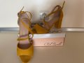 Сандали на ток, снимка 1 - Дамски елегантни обувки - 37223397