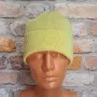 Нова зимна дамска/детска шапка в жълт цвят, снимка 1