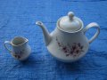 Ретро порцеланов чайник и каничка , снимка 1