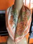 Копринен шал с флорален десен