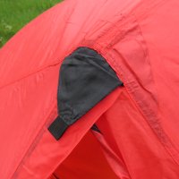 Продавам ново червено покривало за двуместна палатка с 4000 мм воден стълб и лепени шевове, снимка 4 - Палатки - 29015972