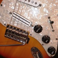 Stratocaster Scalloped Neck / Страт скалопед гриф, снимка 5 - Китари - 43555249
