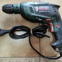 Ударна бормашина Bosch UniversalImpact 800, снимка 1 - Бормашини - 43214263