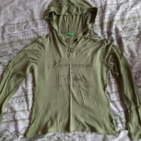 Зелена блузка с качулка , снимка 1 - Блузи с дълъг ръкав и пуловери - 28307344