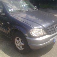 Mercedes-Benz ML 320i 1999 г., снимка 2 - Автомобили и джипове - 32786986