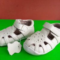 Английски детски сандали естествена кожа-Happy bee, снимка 3 - Детски сандали и чехли - 32972230