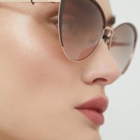 Оригинални дамски слънчеви очила Guess котешко око -40%, снимка 2 - Слънчеви и диоптрични очила - 44100809