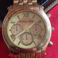 Мъжки часовник MICHAEL KORS STAINLESS STEEL BACK интересен модел 38019, снимка 1 - Мъжки - 40754683