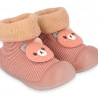Полски бебешки обувки чорапки, Розови с мече, снимка 1 - Бебешки обувки - 38649187