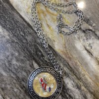 Гръцки медальон , снимка 1 - Колиета, медальони, синджири - 43016043