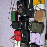 Продавам дамски чанти , снимка 1 - Чанти - 44901304