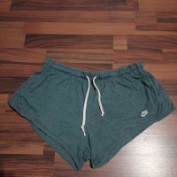 Къси гащи Nike , снимка 1 - Къси панталони и бермуди - 40696324