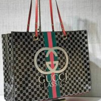 Ново зареждане плажни хавлии и плажни чанти реплика на Gucci 🔝, снимка 2 - Хавлиени кърпи - 37322997