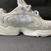 Adidas ozweego 43 1/3, снимка 1 - Маратонки - 37753762