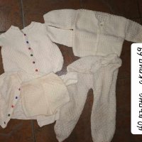 бебешки жилетки , панталони , одеяло ръчно плетени мекички за 3 до  6 м., снимка 1 - Подаръци за кръщене - 43094891
