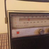 Радио ВЕГА 402, снимка 4 - Радиокасетофони, транзистори - 27477070