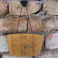 Стенен часовник, снимка 3 - Антикварни и старинни предмети - 28307728