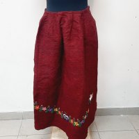 Етно червена вълнена престилка, част от носия(16.3), снимка 1 - Антикварни и старинни предмети - 43689107