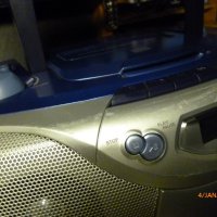 Philips AZ 1004 portable CD FM  audio, снимка 10 - Радиокасетофони, транзистори - 27579324