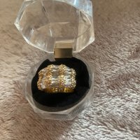 Бутиков златен пръстен, снимка 9 - Пръстени - 41267844
